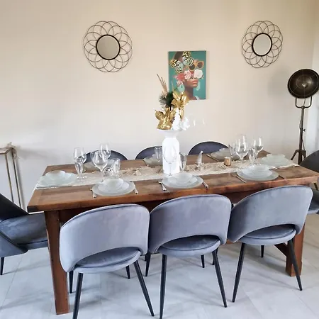 Au Mont Chez Nous Hébergement de vacances Pontorson